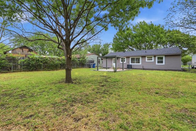 609 Woodmont Drive, Dallas, TX 75217