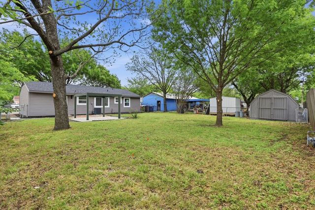 609 Woodmont Drive, Dallas, TX 75217