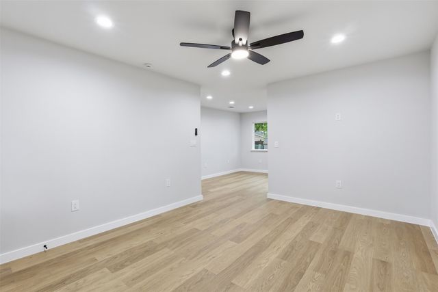 609 Woodmont Drive, Dallas, TX 75217