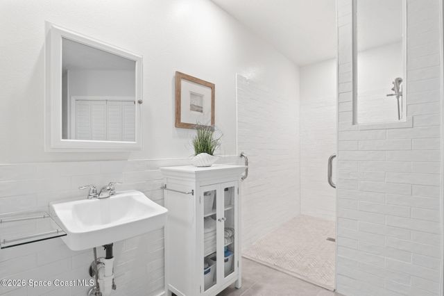 7549 Tourmaline Drive, Grant-valkaria, FL 32949