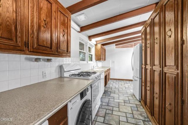 9801 Pali Avenue, Tujunga, CA 91042