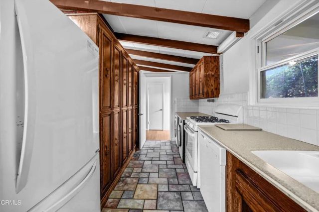 9801 Pali Avenue, Tujunga, CA 91042