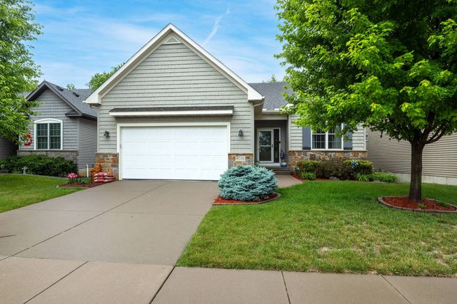 5038 Emeis View Court, Davenport, IA 52804