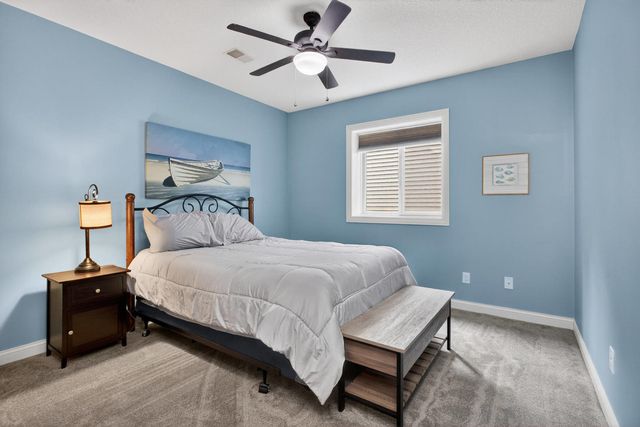 5038 Emeis View Court, Davenport, IA 52804