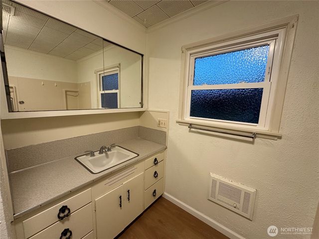 211 Latona Street, Centralia, WA 98531