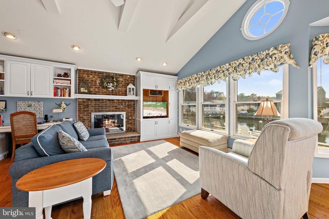 403 JERSEY CITY CT, Lanoka Harbor, NJ 08734