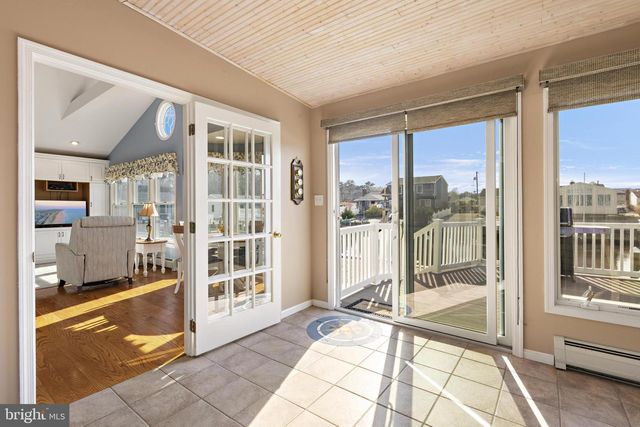 403 JERSEY CITY CT, Lanoka Harbor, NJ 08734