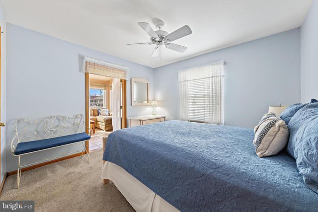 403 JERSEY CITY CT, Lanoka Harbor, NJ 08734