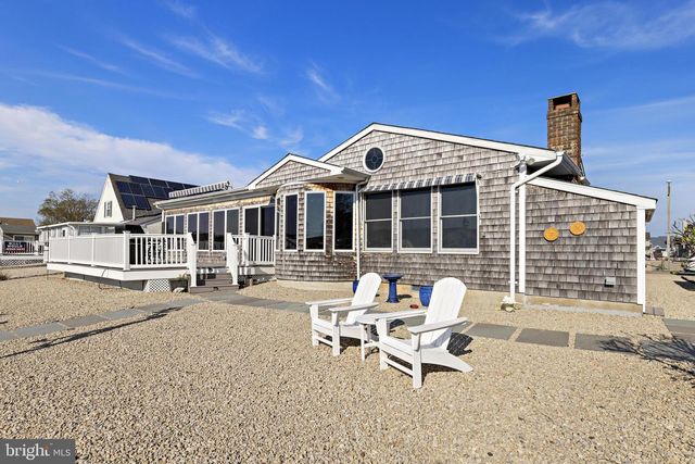 403 JERSEY CITY CT, Lanoka Harbor, NJ 08734