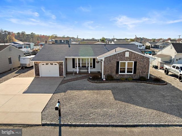 403 JERSEY CITY CT, Lanoka Harbor, NJ 08734