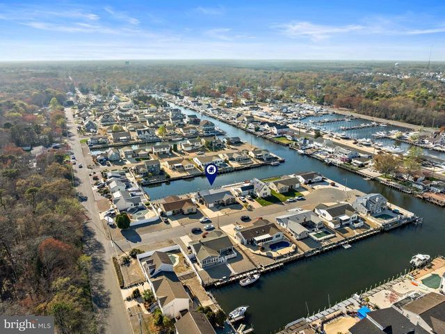 403 JERSEY CITY CT, Lanoka Harbor, NJ 08734