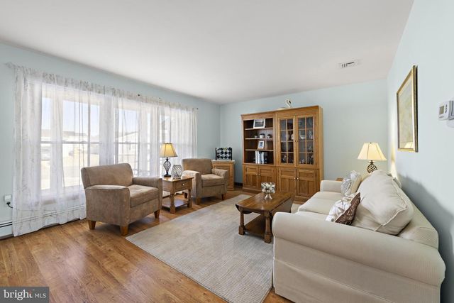 403 JERSEY CITY CT, Lanoka Harbor, NJ 08734