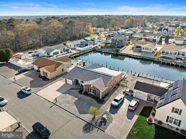 403 JERSEY CITY CT, Lanoka Harbor, NJ 08734