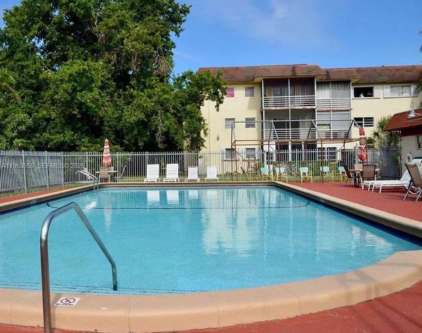 4047 NW 16 403, Lauderhill, FL 33313