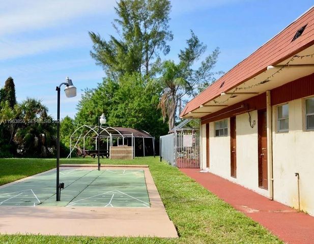 4047 NW 16 403, Lauderhill, FL 33313