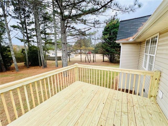 58 Kingston Pointe, Kingston, GA 30145