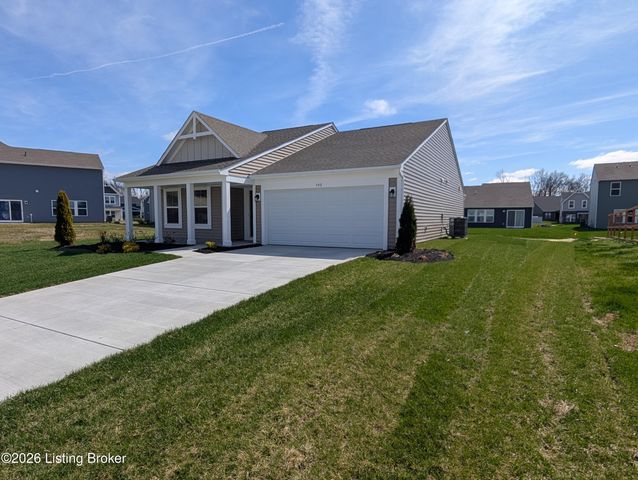 548 Mud Hen Dr, Shepherdsville, KY 40165