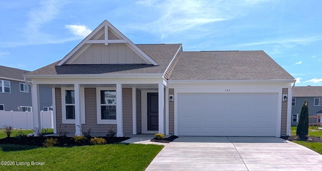 548 Mud Hen Dr, Shepherdsville, KY 40165