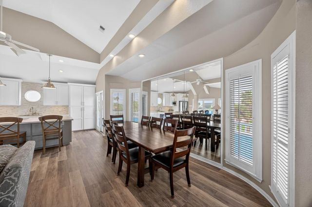 13649 Pirates Beach Boulevard, Galveston, TX 77554