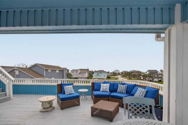 13649 Pirates Beach Boulevard, Galveston, TX 77554