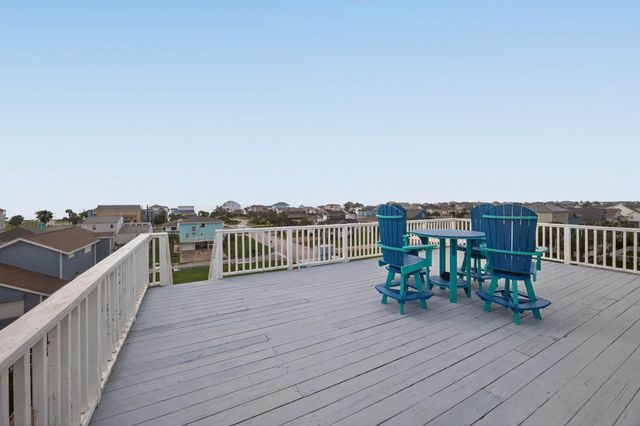 13649 Pirates Beach Boulevard, Galveston, TX 77554