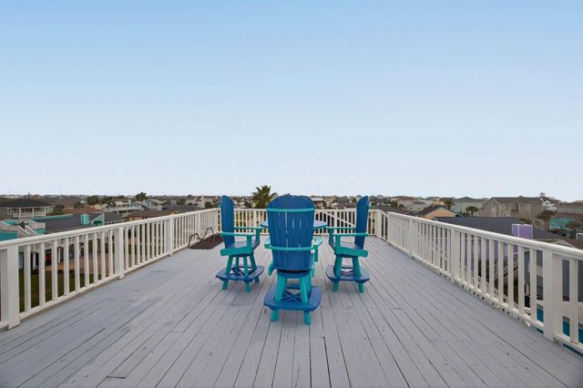 13649 Pirates Beach Boulevard, Galveston, TX 77554