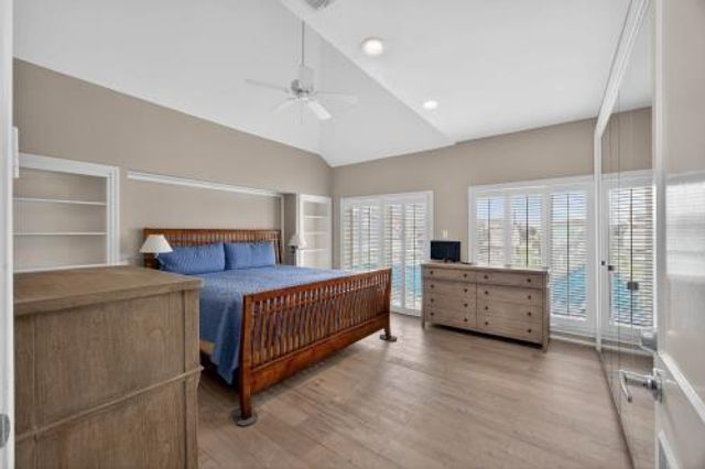 13649 Pirates Beach Boulevard, Galveston, TX 77554