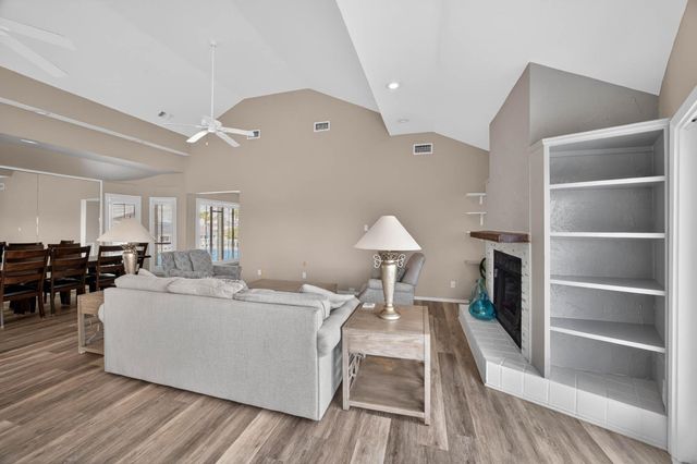 13649 Pirates Beach Boulevard, Galveston, TX 77554