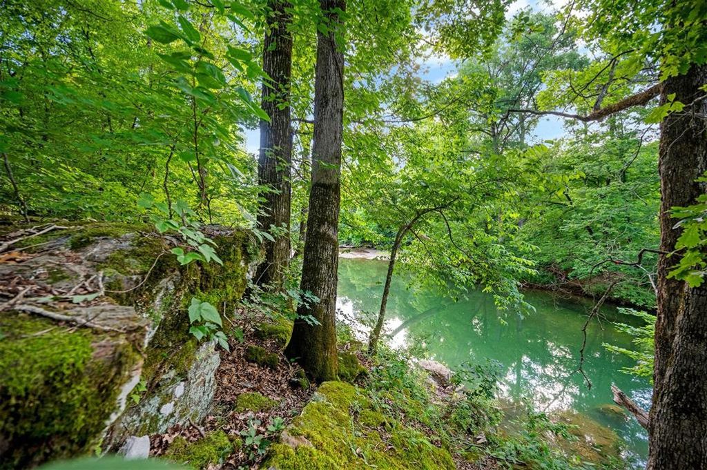 Image 11 of property listing at 5757 Pine Seed Trail, Broken Bow, OK 74728