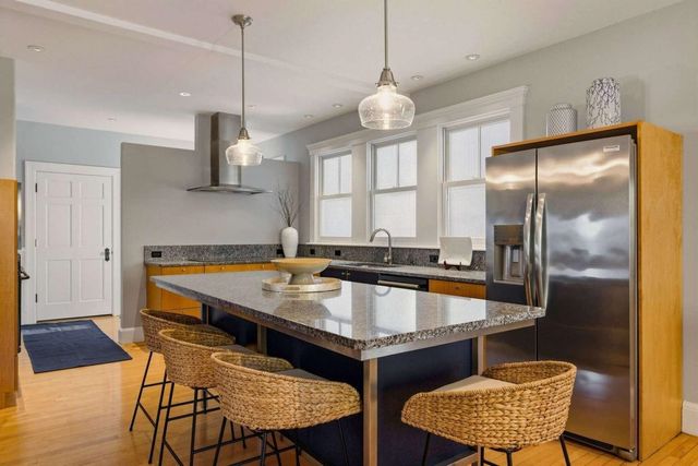 115 Court Street, Portsmouth, NH 03801