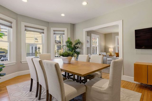 115 Court Street, Portsmouth, NH 03801