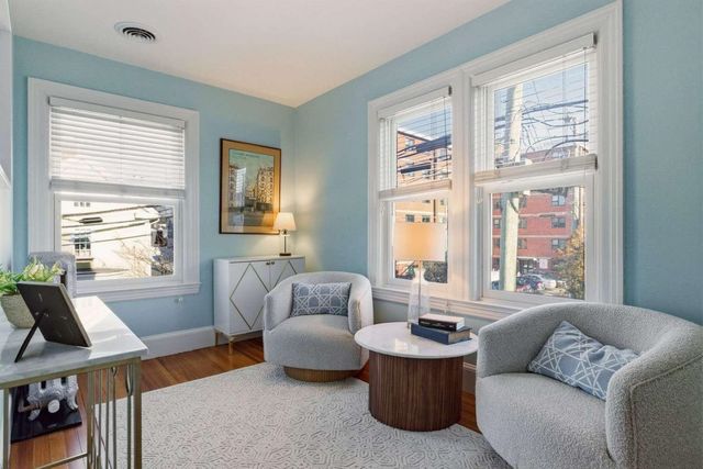 115 Court Street, Portsmouth, NH 03801