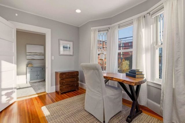 115 Court Street, Portsmouth, NH 03801