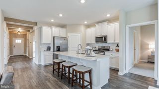 233 HUNTINGTON DR, Egg Harbor Township, NJ 08234
