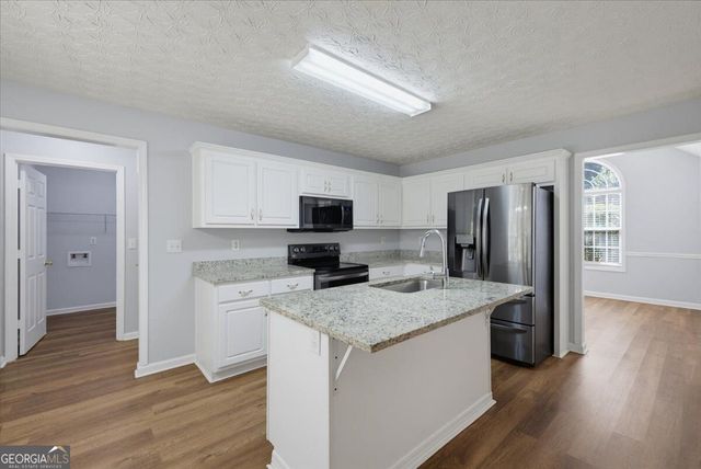 2625 Hidden Creek Drive, Loganville, GA 30052