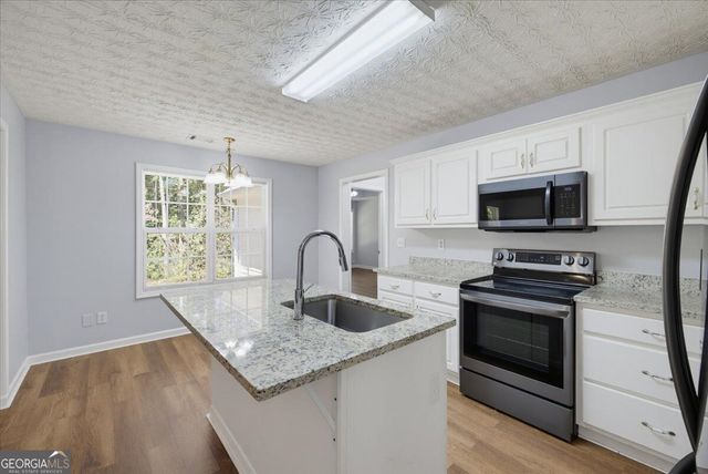 2625 Hidden Creek Drive, Loganville, GA 30052