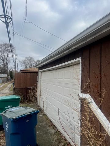 340 156TH Place, Calumet City, IL 60409