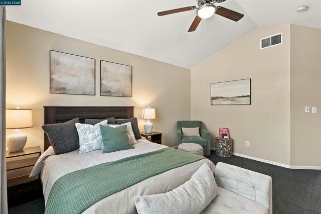 2348 Woodhill Dr, Pittsburg, CA 94565