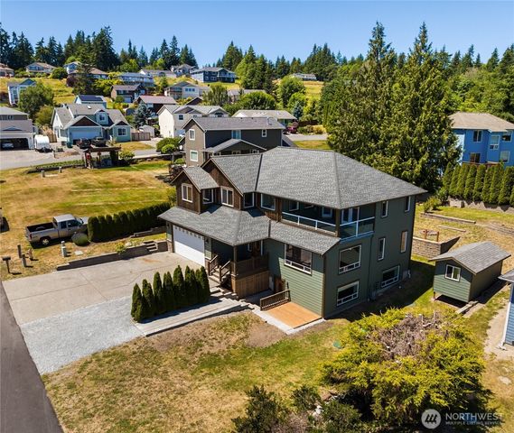 35 Lucky Lane, Camano Island, WA 98282