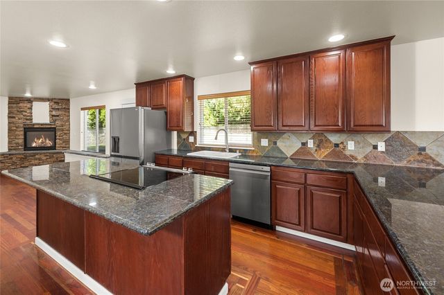 35 Lucky Lane, Camano Island, WA 98282