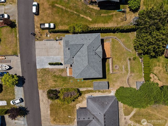 35 Lucky Lane, Camano Island, WA 98282