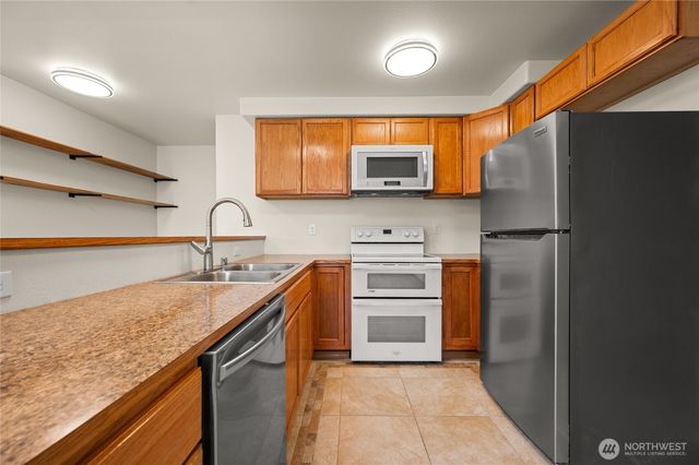 35 Lucky Lane, Camano Island, WA 98282