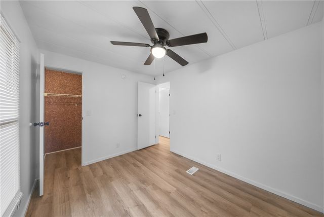 15447 Indian Head Trail, Rogers, AR 72756