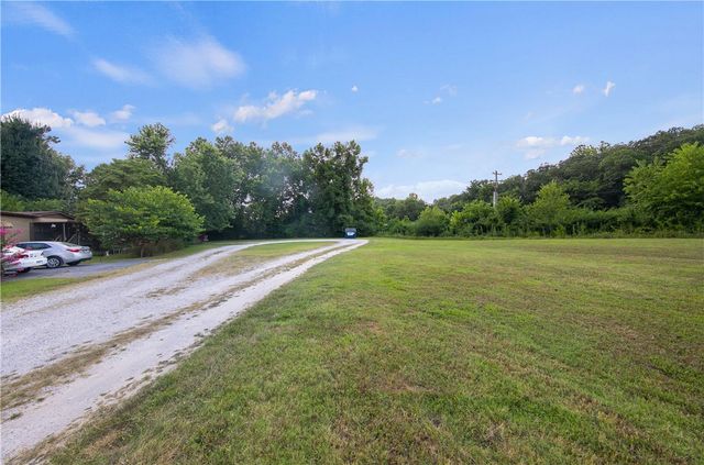 15447 Indian Head Trail, Rogers, AR 72756