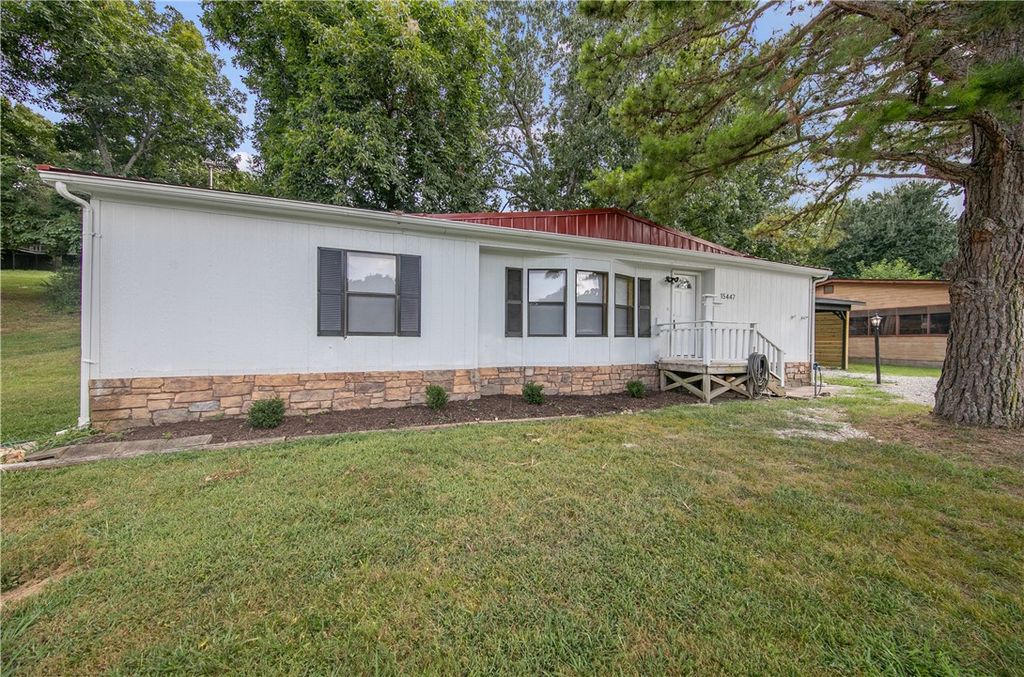 15447 Indian Head Trail, Rogers, AR 72756