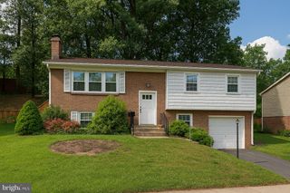 13652 KINGSMAN RD, Woodbridge, VA 22193
