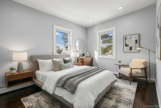 6 Pershing Avenue, Valley Stream, NY 11581