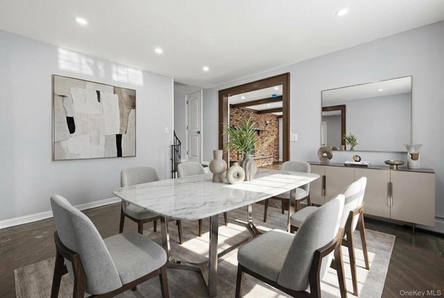 6 Pershing Avenue, Valley Stream, NY 11581