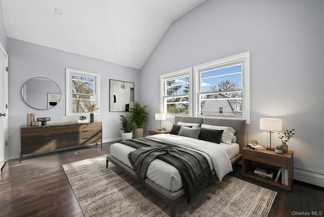 6 Pershing Avenue, Valley Stream, NY 11581