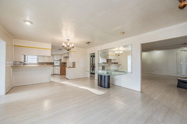 114 Caldwell Street, Baytown, TX 77520